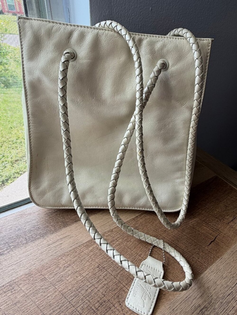 Vintage Jacqueline Ferrar Ivory Genuine Leather Braided Handle Shoulder Tote